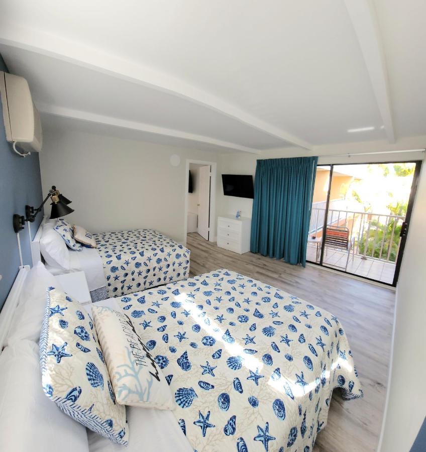 Satellite Motel เซนต์พีทบีช ภายนอก รูปภาพ
