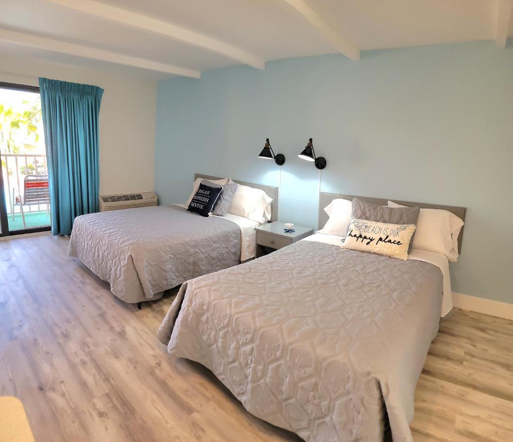 Satellite Motel เซนต์พีทบีช ภายนอก รูปภาพ