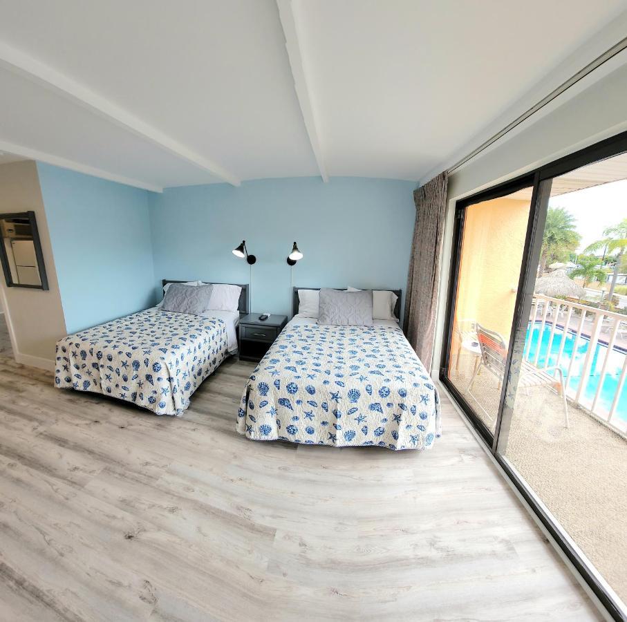 Satellite Motel เซนต์พีทบีช ภายนอก รูปภาพ